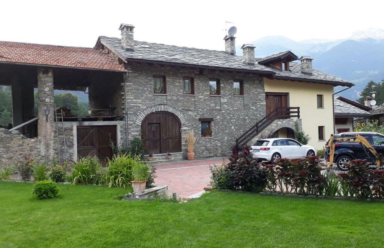 Ferienwohnung Le Coin Cache Introd Exterior foto